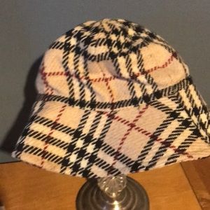 Burberry of London hat size S